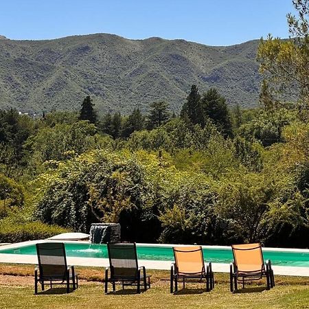 סנטה רוסה דה קלמוצ'יטה La Jacinta Posada Suites מראה חיצוני תמונה
